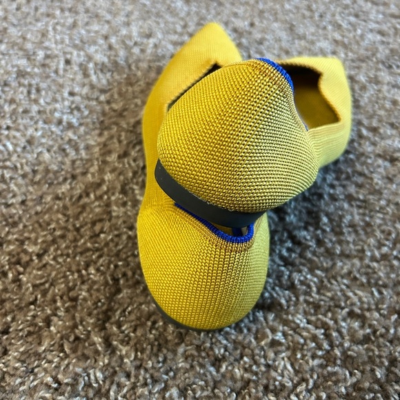 Rothy's Women’s Vibrant Yellow Flats with Blue Trim Size W8 - Picture 2 of 13
